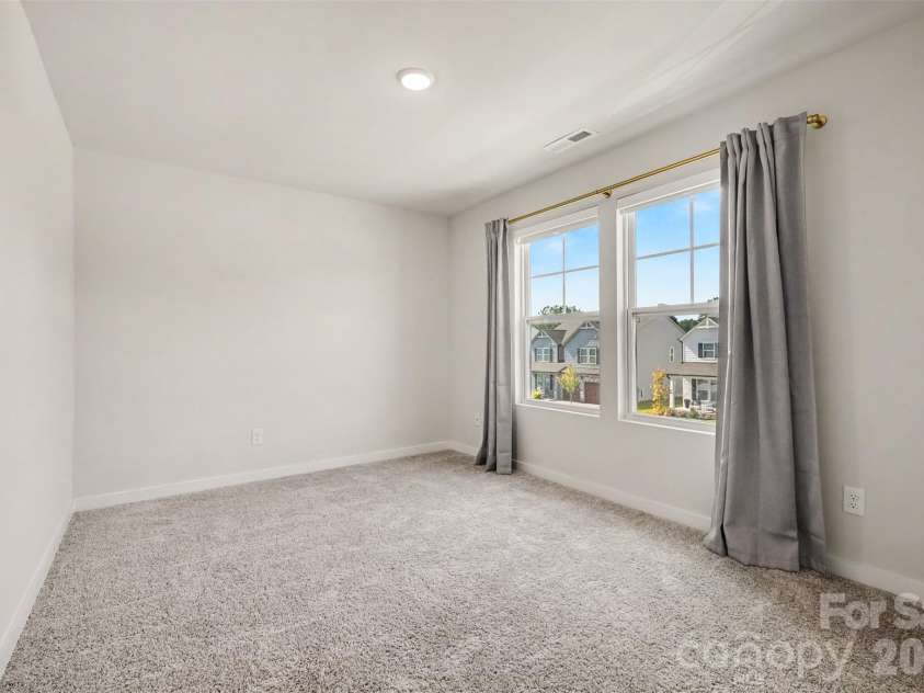 14107 Belmont Greene Drive, Charlotte, NC 28213.  MLS# CAR4430411, YatesRealty ID 20015. 