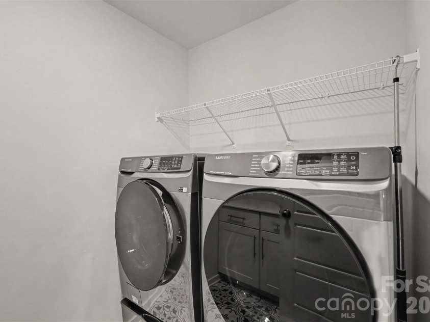 14107 Belmont Greene Drive, Charlotte, NC 28213.  MLS# CAR4430411, YatesRealty ID 20015. 