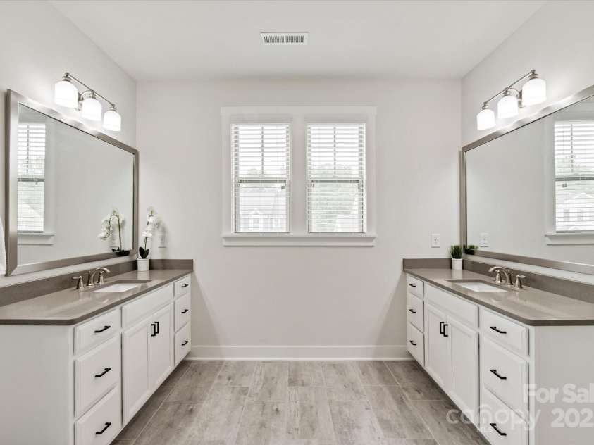 1244 Weir Court, Fort Mill, SC 29708.  MLS# CAR4264851, YatesRealty ID 20016. 