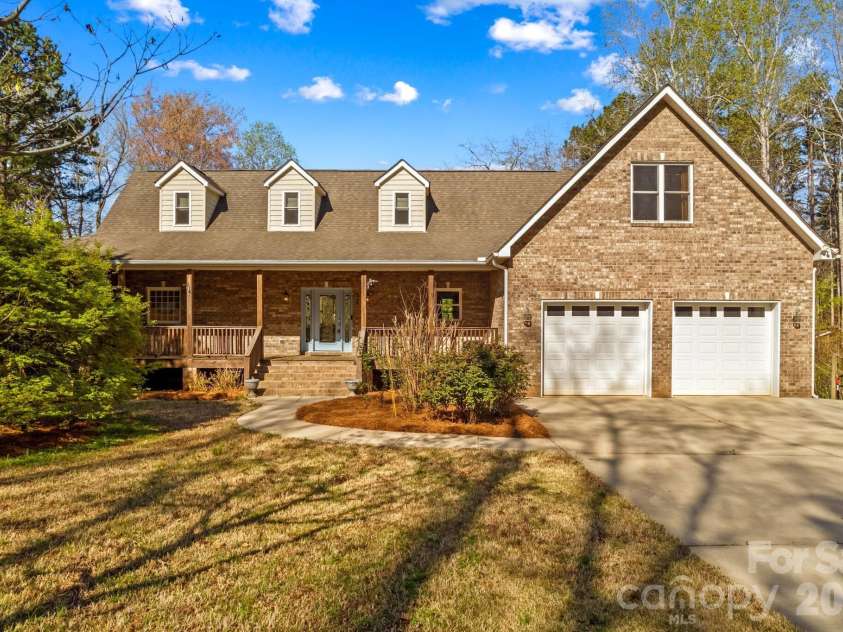 260 River Country Road, Salisbury, NC 28146.  MLS# CAR4363294, YatesRealty ID 20017. 