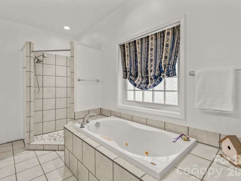260 River Country Road, Salisbury, NC 28146.  MLS# CAR4363294, YatesRealty ID 20017. 