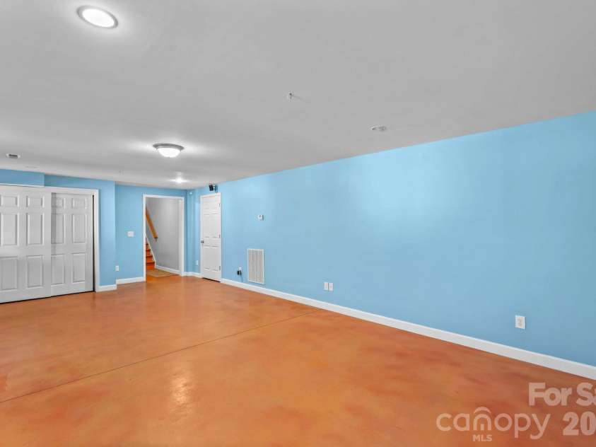 260 River Country Road, Salisbury, NC 28146.  MLS# CAR4363294, YatesRealty ID 20017. 