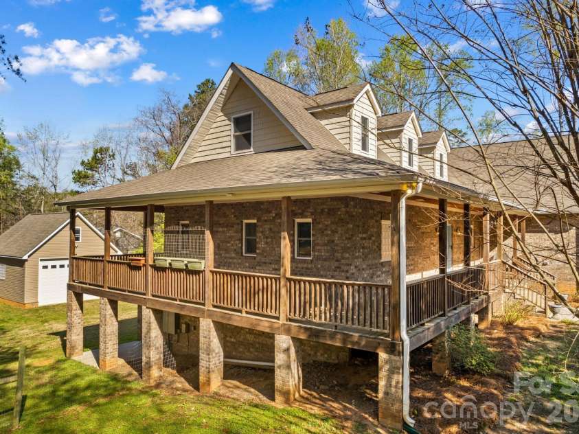 260 River Country Road, Salisbury, NC 28146.  MLS# CAR4363294, YatesRealty ID 20017. 