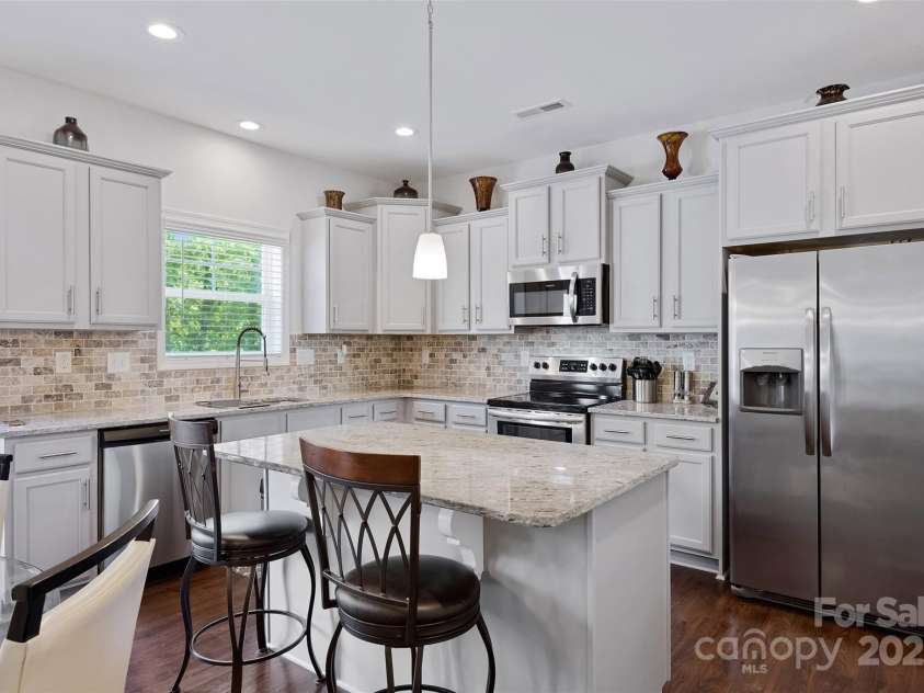 5384 Gatsby Circle, Rock Hill, SC 29732.  MLS# CAR4253777, YatesRealty ID 20018. 