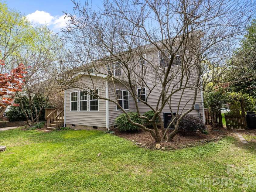 8108 Acacia Court, Waxhaw, NC 28173.  MLS# CAR4341327, YatesRealty ID 20018. Flowering Trees8108 Acacia CourtWaxhaw, NC 28173Providence Grove