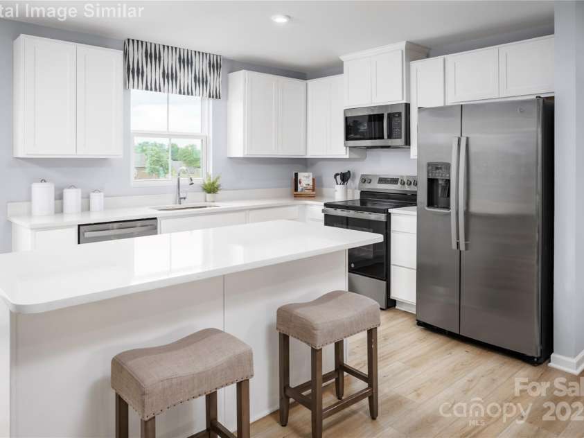 12013 Beaux Art Lane, Charlotte, NC 28214.  MLS# CAR4264959, YatesRealty ID 20019. 