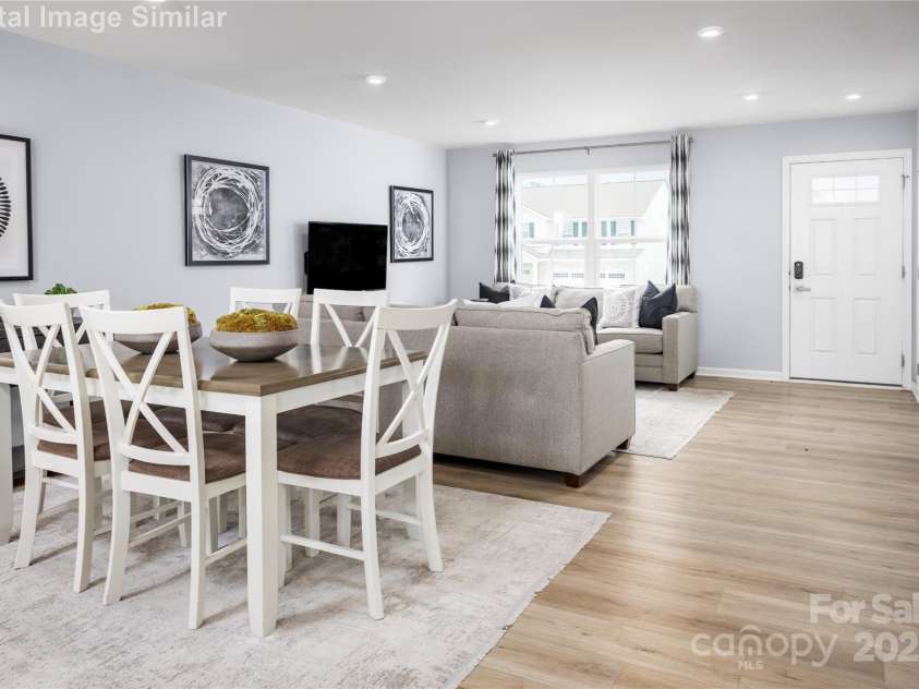 12013 Beaux Art Lane, Charlotte, NC 28214.  MLS# CAR4264959, YatesRealty ID 20019. 