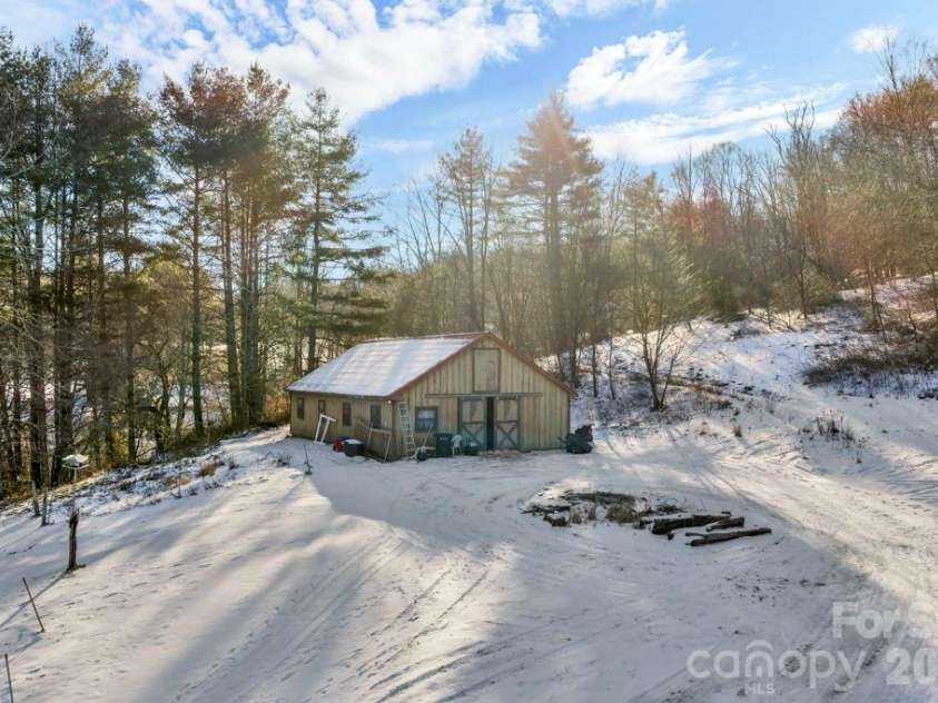 3606 NC Highway 194 None, Sugar Grove, NC 28679.  MLS# CAR4327655, YatesRealty ID 2002. 