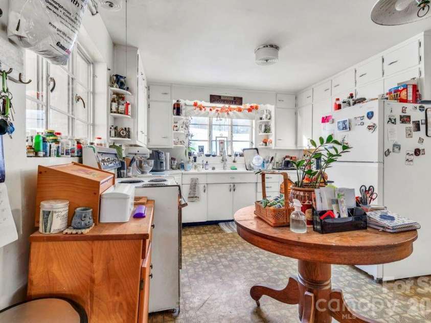 3606 NC Highway 194 None, Sugar Grove, NC 28679.  MLS# CAR4327655, YatesRealty ID 2002. 