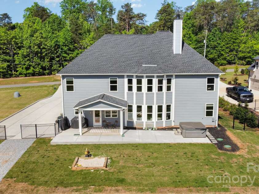 6814 Forney Hill Road, Denver, NC 28037.  MLS# CAR4255011, YatesRealty ID 2002. 