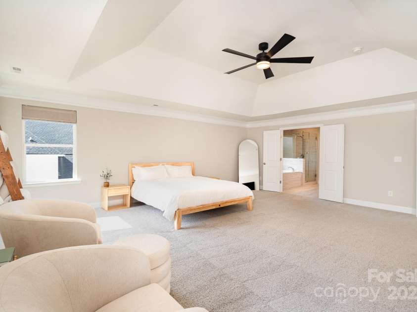 6814 Forney Hill Road, Denver, NC 28037.  MLS# CAR4255011, YatesRealty ID 2002. Primary Bedroom