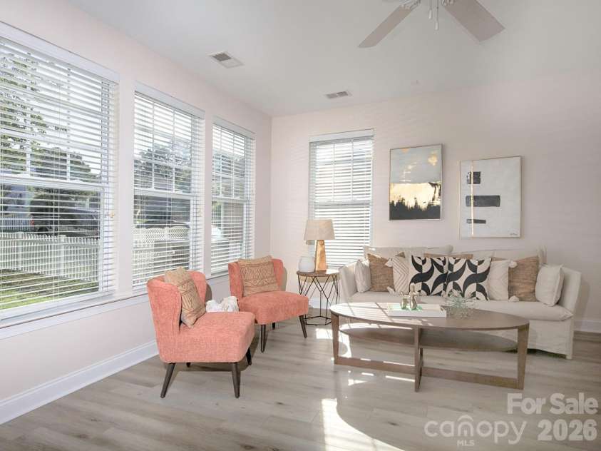15318 Hugh Torance Parkway, Huntersville, NC 28078.  MLS# CAR4367647, YatesRealty ID 20020. 