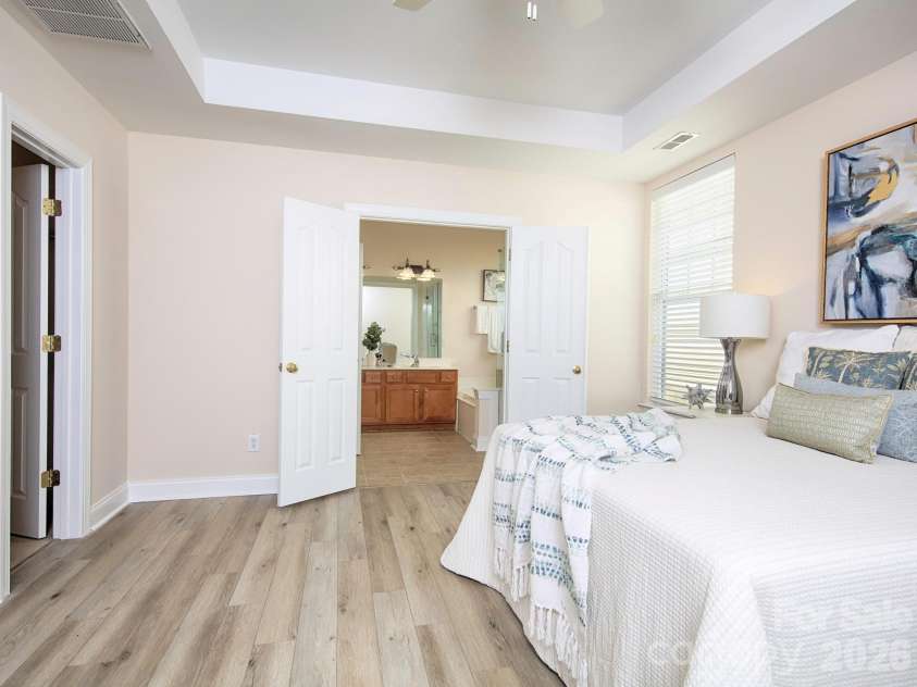 15318 Hugh Torance Parkway, Huntersville, NC 28078.  MLS# CAR4367647, YatesRealty ID 20020. 