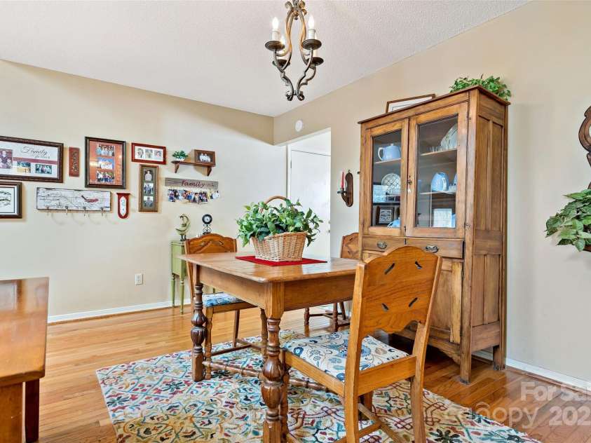 2 Llama Vista Court, Black Mountain, NC 28711.  MLS# CAR4239859, YatesRealty ID 20020. 