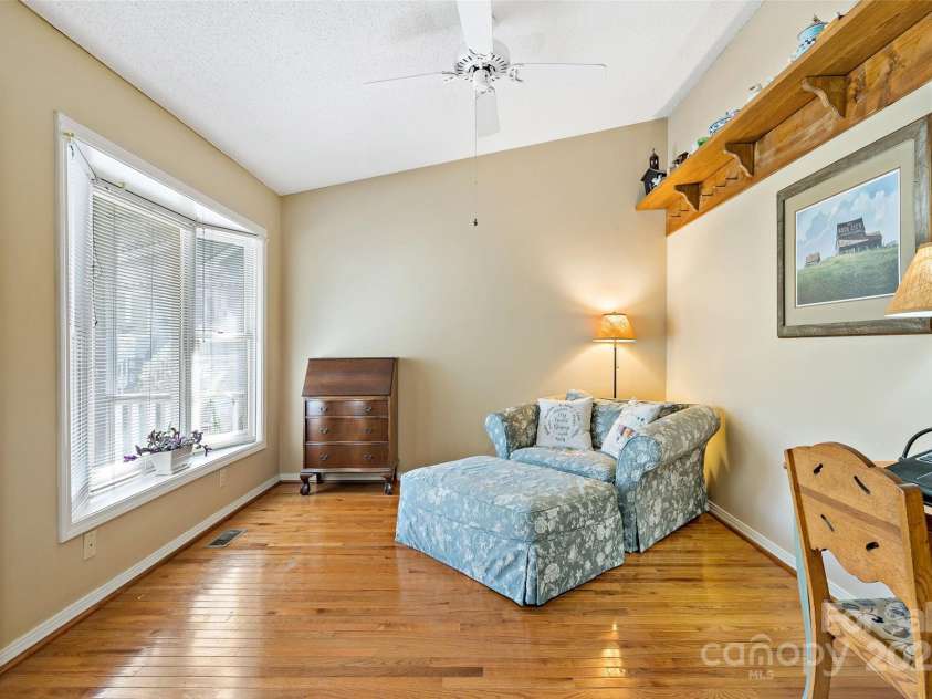 2 Llama Vista Court, Black Mountain, NC 28711.  MLS# CAR4239859, YatesRealty ID 20020. 