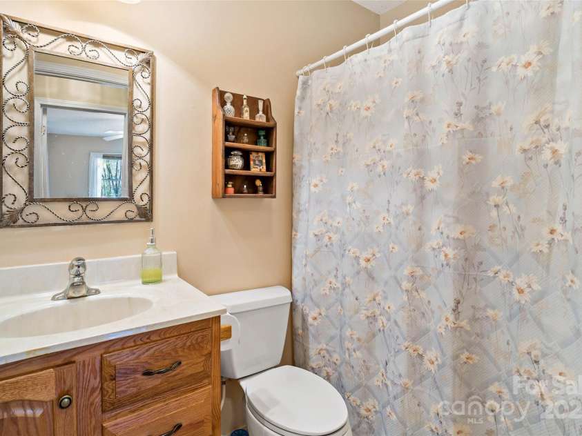 2 Llama Vista Court, Black Mountain, NC 28711.  MLS# CAR4239859, YatesRealty ID 20020. 