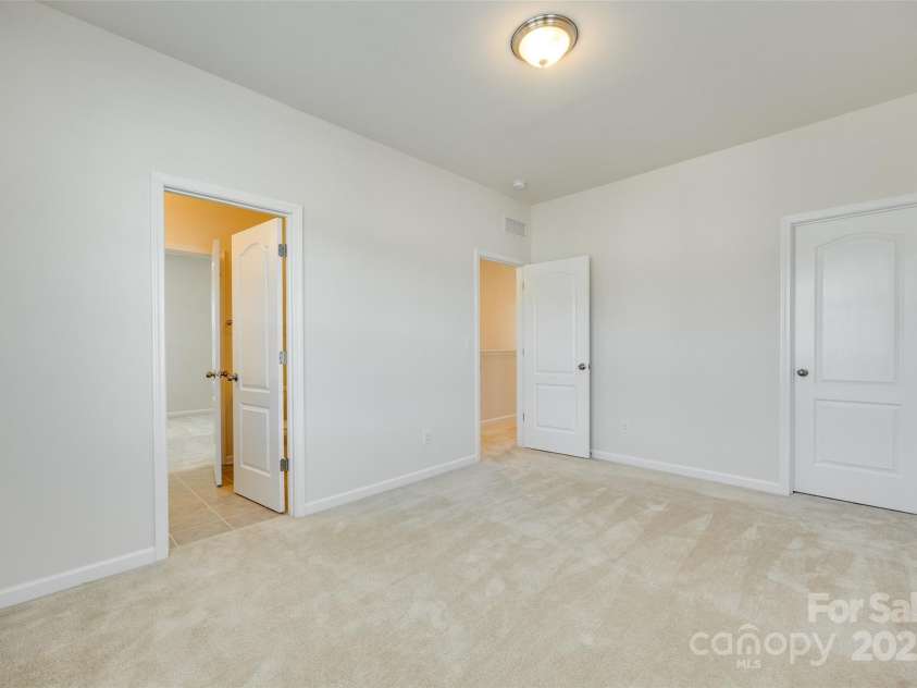 4051 Whittier Lane, Fort Mill, SC 29708.  MLS# CAR4264282, YatesRealty ID 20022. 