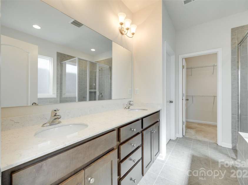 4051 Whittier Lane, Fort Mill, SC 29708.  MLS# CAR4264282, YatesRealty ID 20022. 