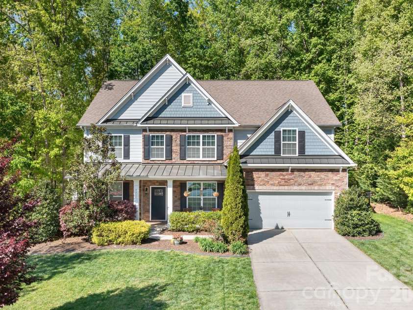 7311 Snowbird Court, Mint Hill, NC 28227.  MLS# CAR4346997, YatesRealty ID 20022. 