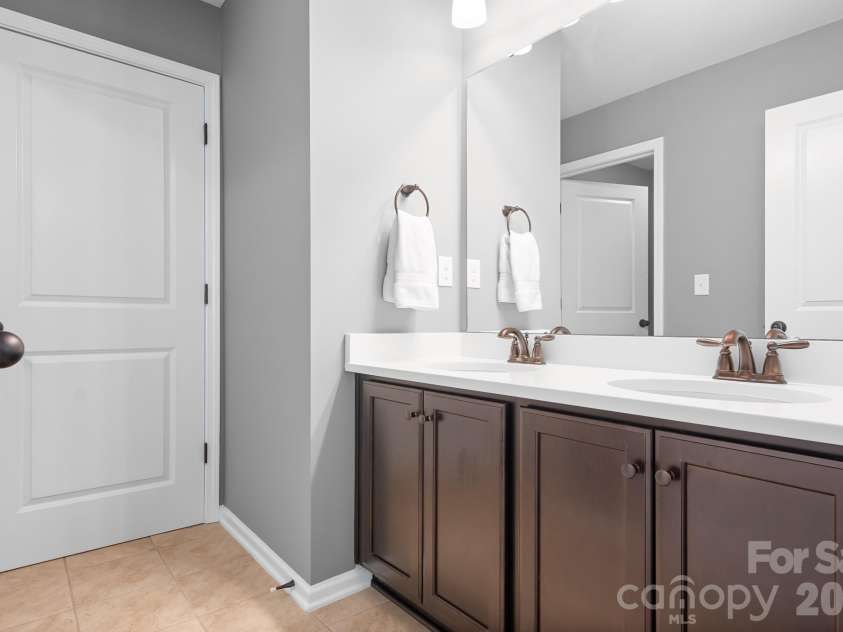 7311 Snowbird Court, Mint Hill, NC 28227.  MLS# CAR4346997, YatesRealty ID 20022. 