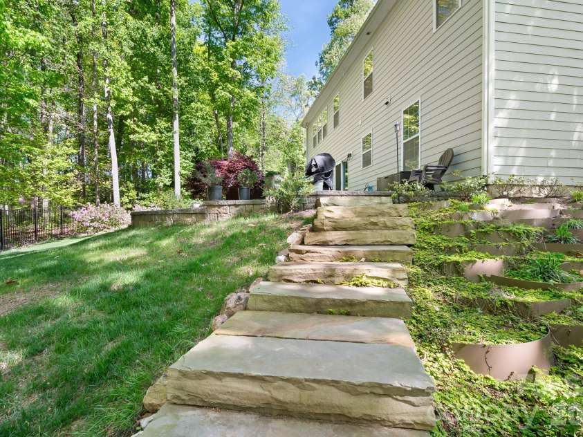 7311 Snowbird Court, Mint Hill, NC 28227.  MLS# CAR4346997, YatesRealty ID 20022. 