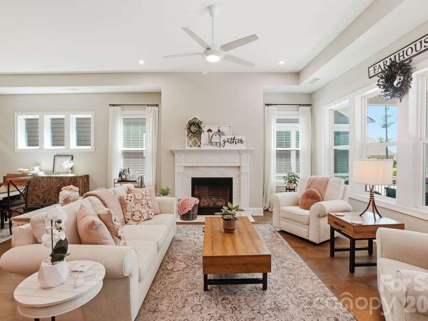 2002 Belle Mont Farm Avenue, Monroe, NC 28110.  MLS# CAR4366428, YatesRealty ID 20023. Great room