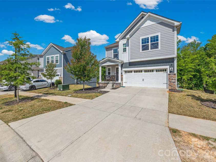 2742 Oldfield Drive, Monroe, NC 28110.  MLS# CAR4365069, YatesRealty ID 20025. 