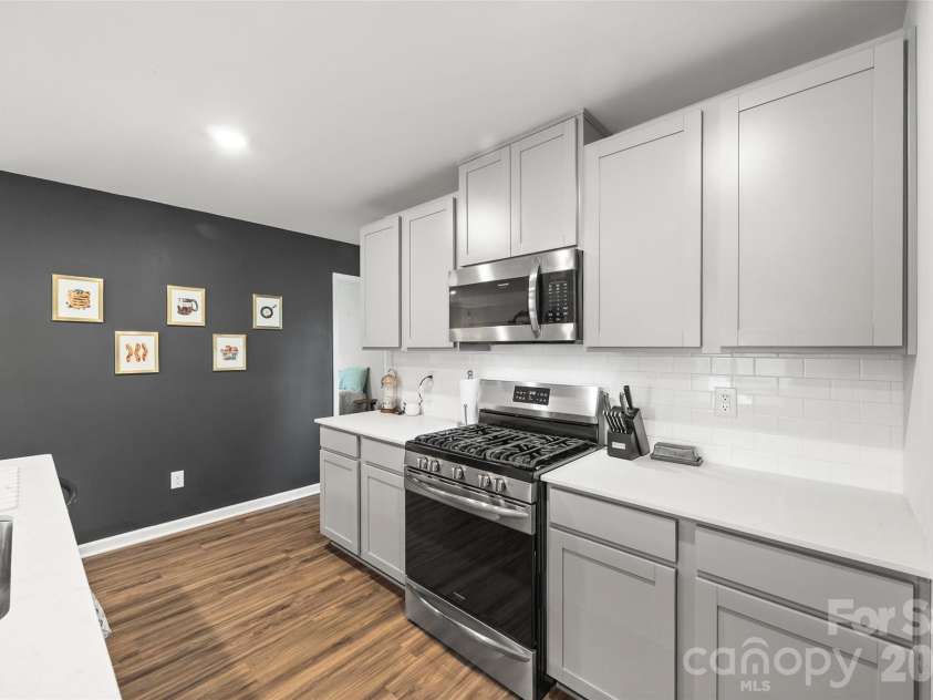 2742 Oldfield Drive, Monroe, NC 28110.  MLS# CAR4365069, YatesRealty ID 20025. Desirable gas cooking package