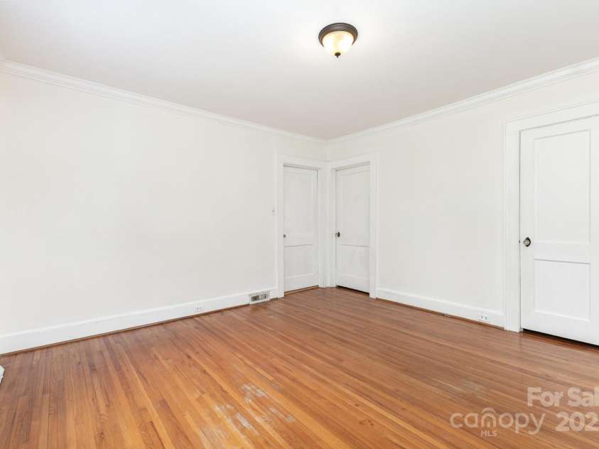 1400 Matheson Avenue, Charlotte, NC 28205.  MLS# CAR4263198, YatesRealty ID 20026. 