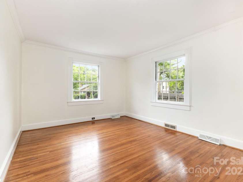 1400 Matheson Avenue, Charlotte, NC 28205.  MLS# CAR4263198, YatesRealty ID 20026. 