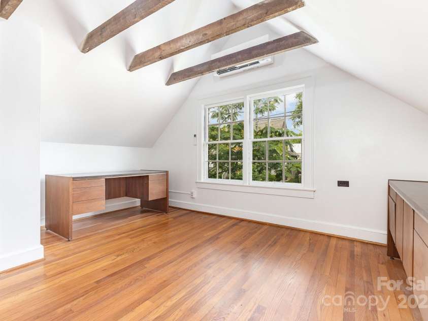 1400 Matheson Avenue, Charlotte, NC 28205.  MLS# CAR4263198, YatesRealty ID 20026. 