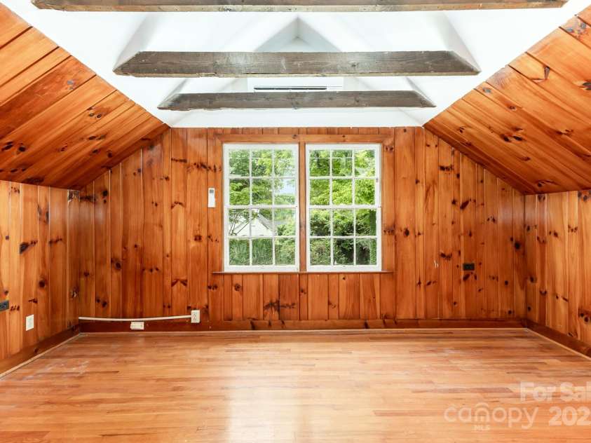 1400 Matheson Avenue, Charlotte, NC 28205.  MLS# CAR4263198, YatesRealty ID 20026. 