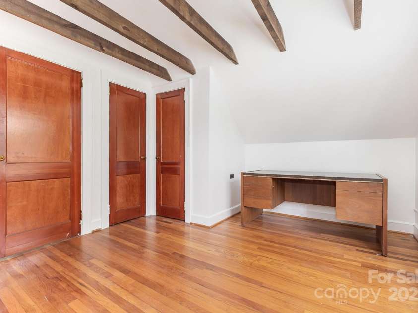 1400 Matheson Avenue, Charlotte, NC 28205.  MLS# CAR4263198, YatesRealty ID 20026. 