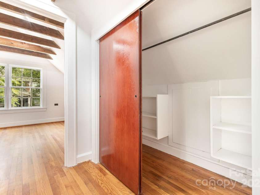 1400 Matheson Avenue, Charlotte, NC 28205.  MLS# CAR4263198, YatesRealty ID 20026. 