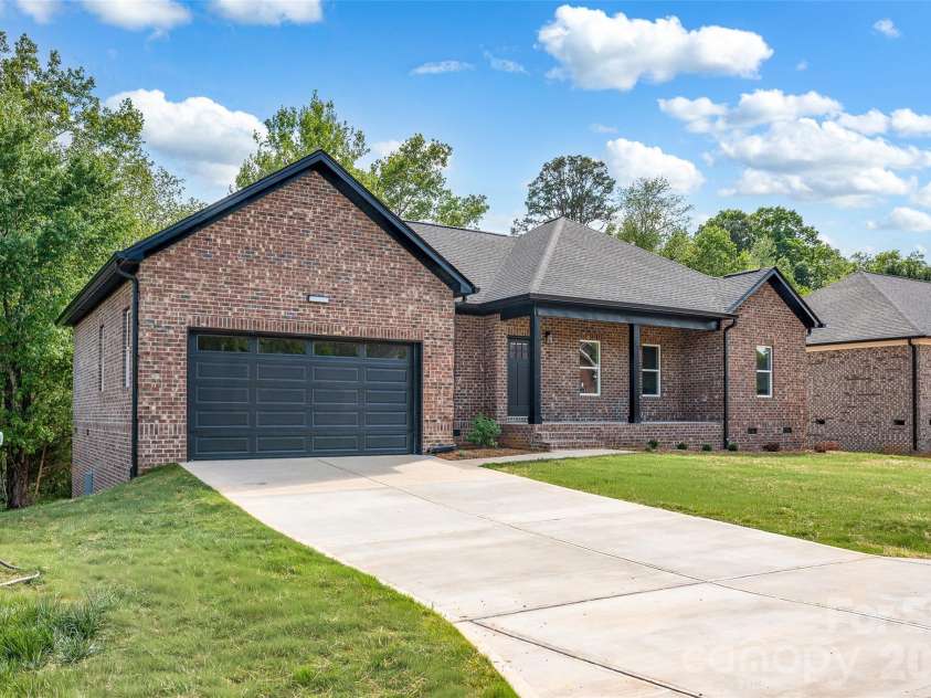 906 4th Street, Conover, NC 28613.  MLS# CAR4372507, YatesRealty ID 20026. 