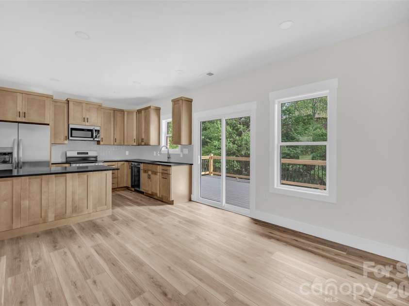 906 4th Street, Conover, NC 28613.  MLS# CAR4372507, YatesRealty ID 20026. Dining Area