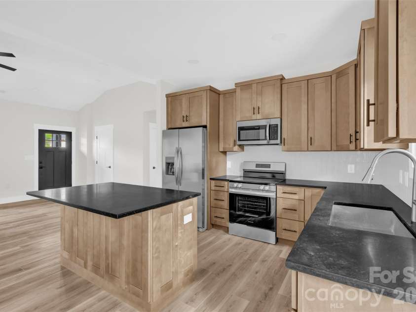 906 4th Street, Conover, NC 28613.  MLS# CAR4372507, YatesRealty ID 20026. Kitchen