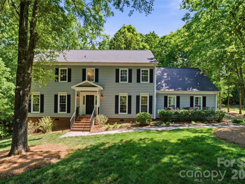 6200 Gold Wagon Lane, Mint Hill, NC 28227.  MLS# CAR4370978, YatesRealty ID 20027. 