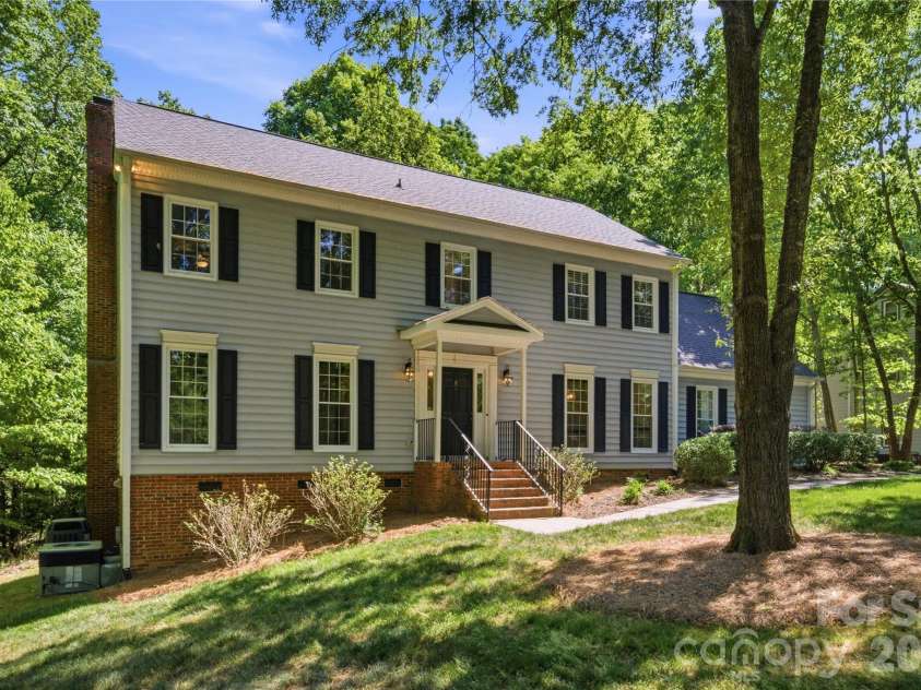 6200 Gold Wagon Lane, Mint Hill, NC 28227.  MLS# CAR4370978, YatesRealty ID 20027. 