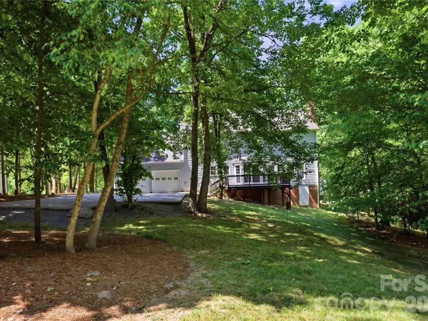6200 Gold Wagon Lane, Mint Hill, NC 28227.  MLS# CAR4370978, YatesRealty ID 20027. 