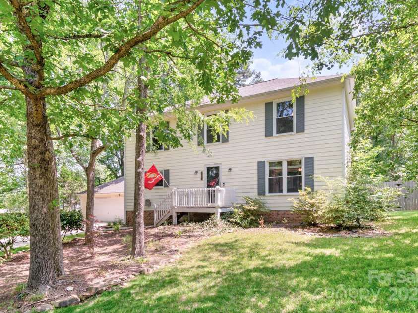 1739 Lesa Lin Drive, Monroe, NC 28112.  MLS# CAR4260036, YatesRealty ID 20028. 