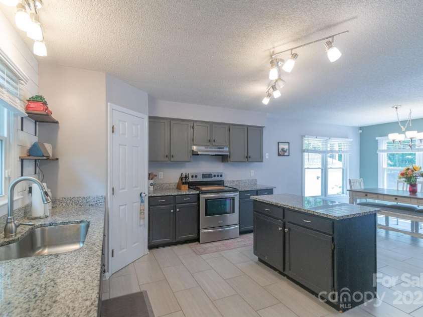 1739 Lesa Lin Drive, Monroe, NC 28112.  MLS# CAR4260036, YatesRealty ID 20028. 