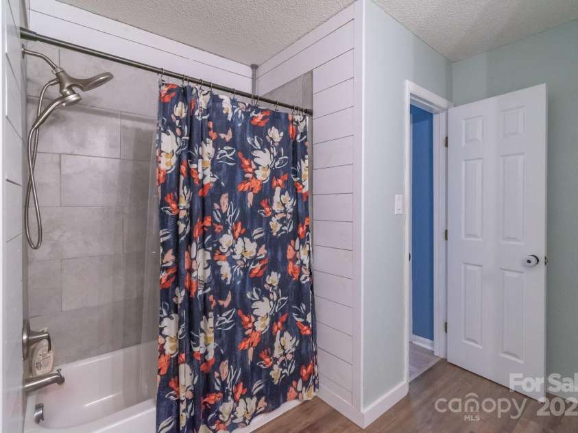 1739 Lesa Lin Drive, Monroe, NC 28112.  MLS# CAR4260036, YatesRealty ID 20028. 