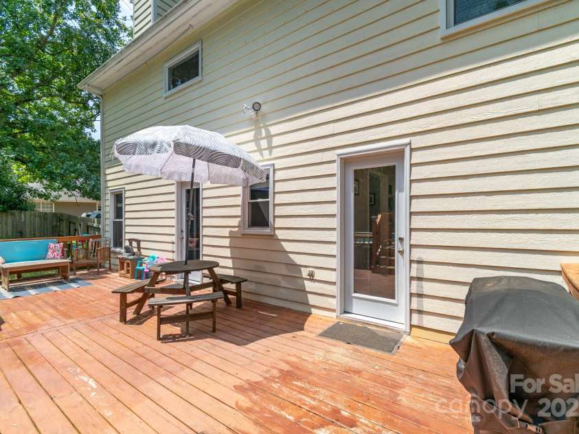 1739 Lesa Lin Drive, Monroe, NC 28112.  MLS# CAR4260036, YatesRealty ID 20028. 