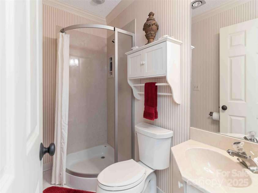 161 Winding Meadows Drive, Flat Rock, NC 28731.  MLS# CAR4256144, YatesRealty ID 20029. 