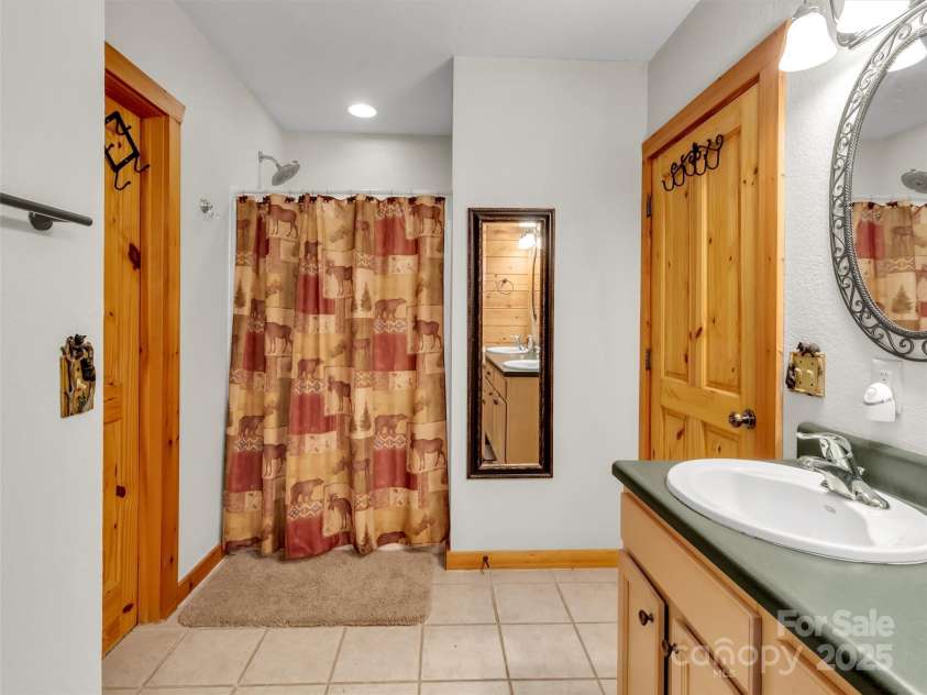 1064 Point Of View Drive, Waynesville, NC 28785.  MLS# CAR4277940, YatesRealty ID 2003. 