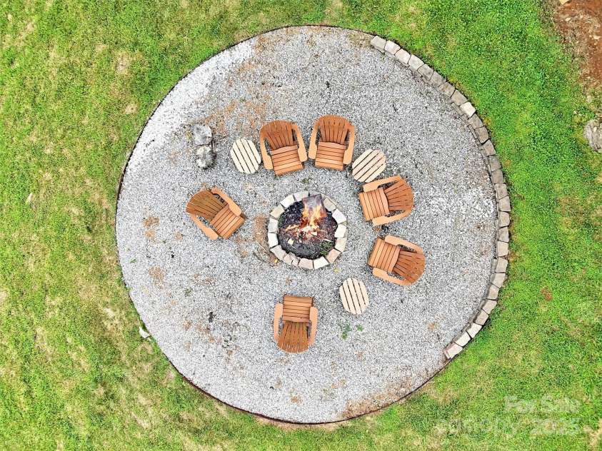 1064 Point Of View Drive, Waynesville, NC 28785.  MLS# CAR4277940, YatesRealty ID 2003. 