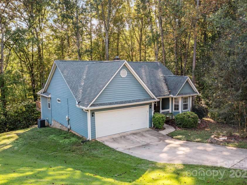7229 Catawba Springs Road, Denver, NC 28037.  MLS# CAR4310725, YatesRealty ID 2003. 