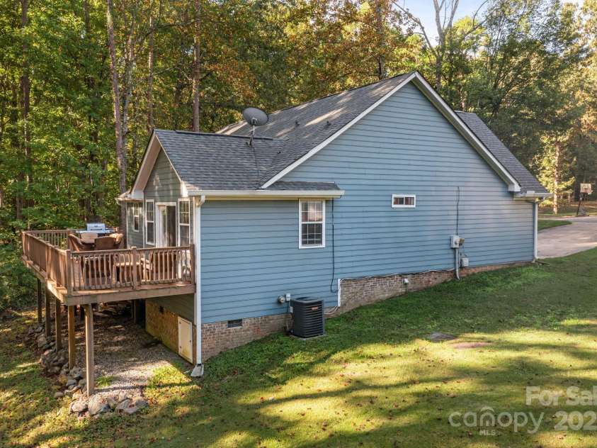 7229 Catawba Springs Road, Denver, NC 28037.  MLS# CAR4310725, YatesRealty ID 2003. 