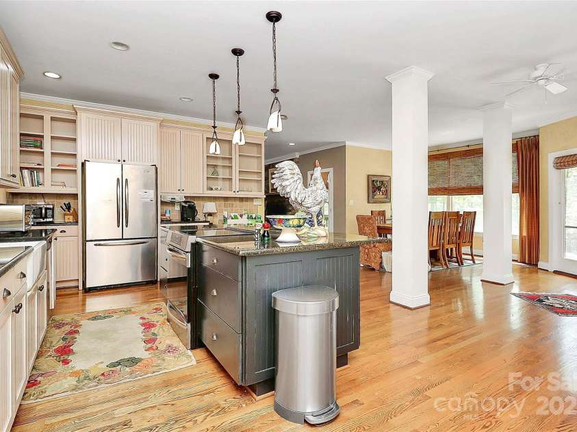 729 Lochaven Road, Waxhaw, NC 28173.  MLS# CAR4247691, YatesRealty ID 20031. 